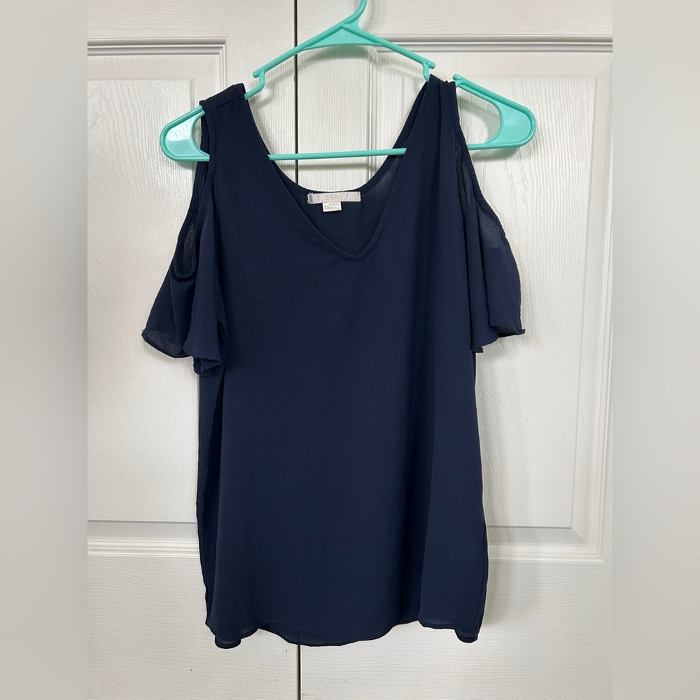 c&e Womens XS Navy Blue Cold Shoulder Blouse